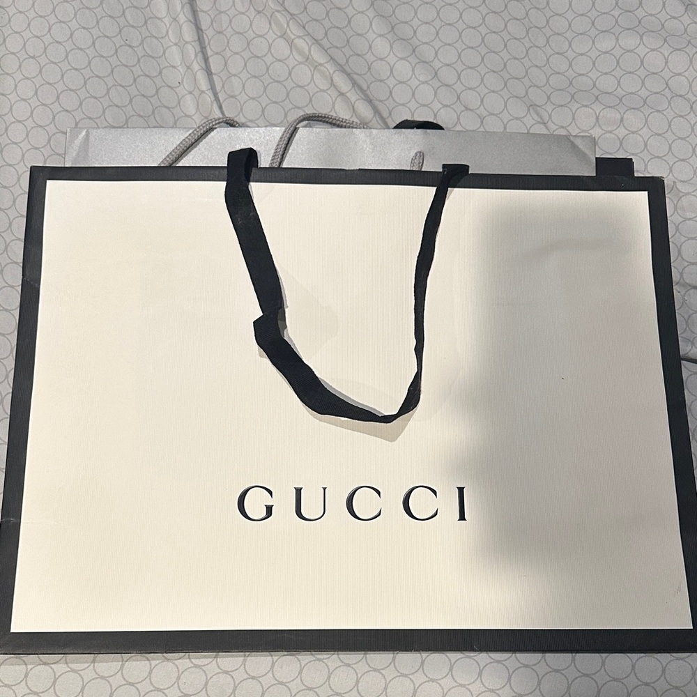 Gucci Cream Shopping Bag with Black Trim